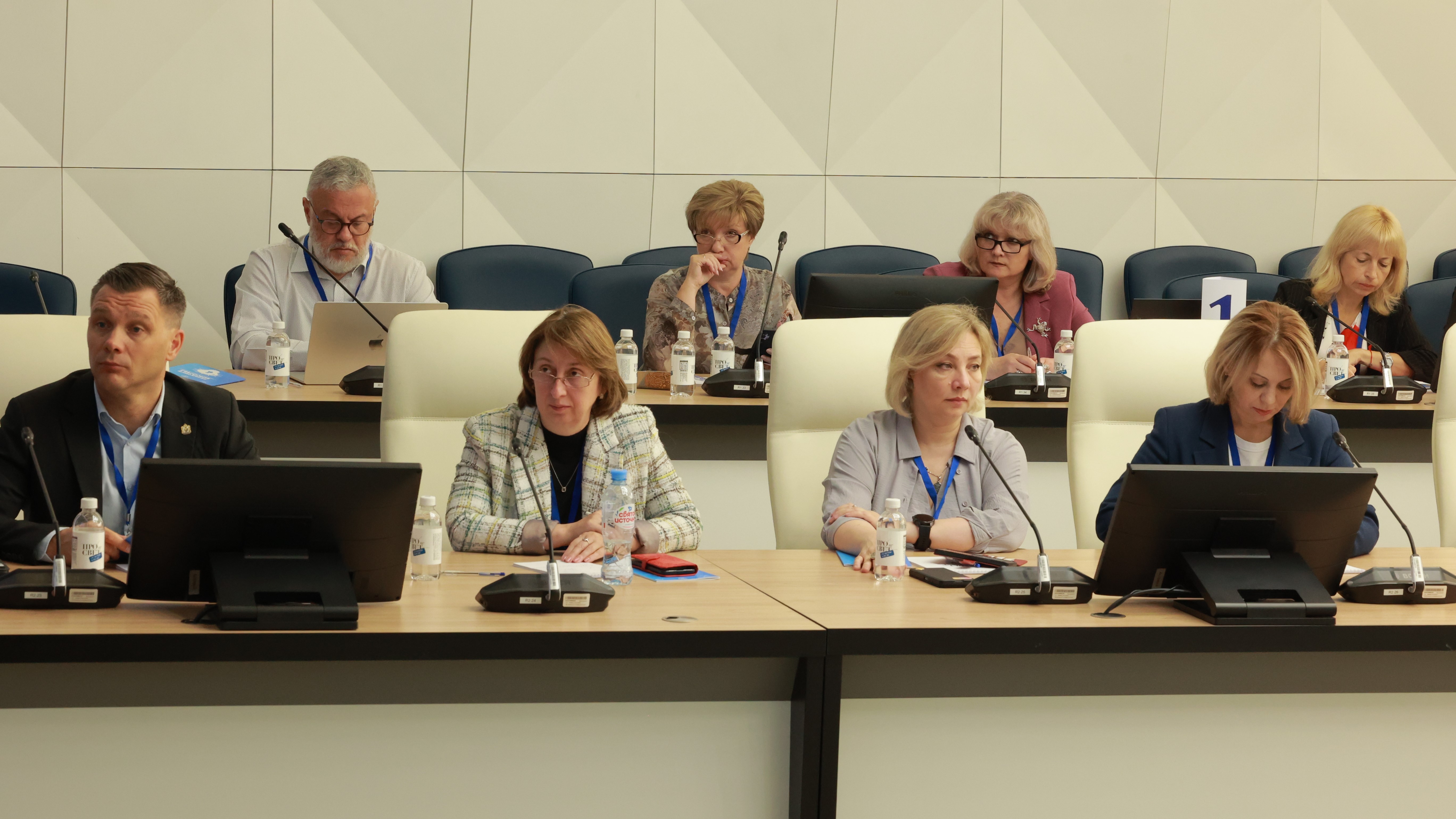 Создание сети передовых школ для высокомотивированных детей обсуждают в Государственном университете просвещения