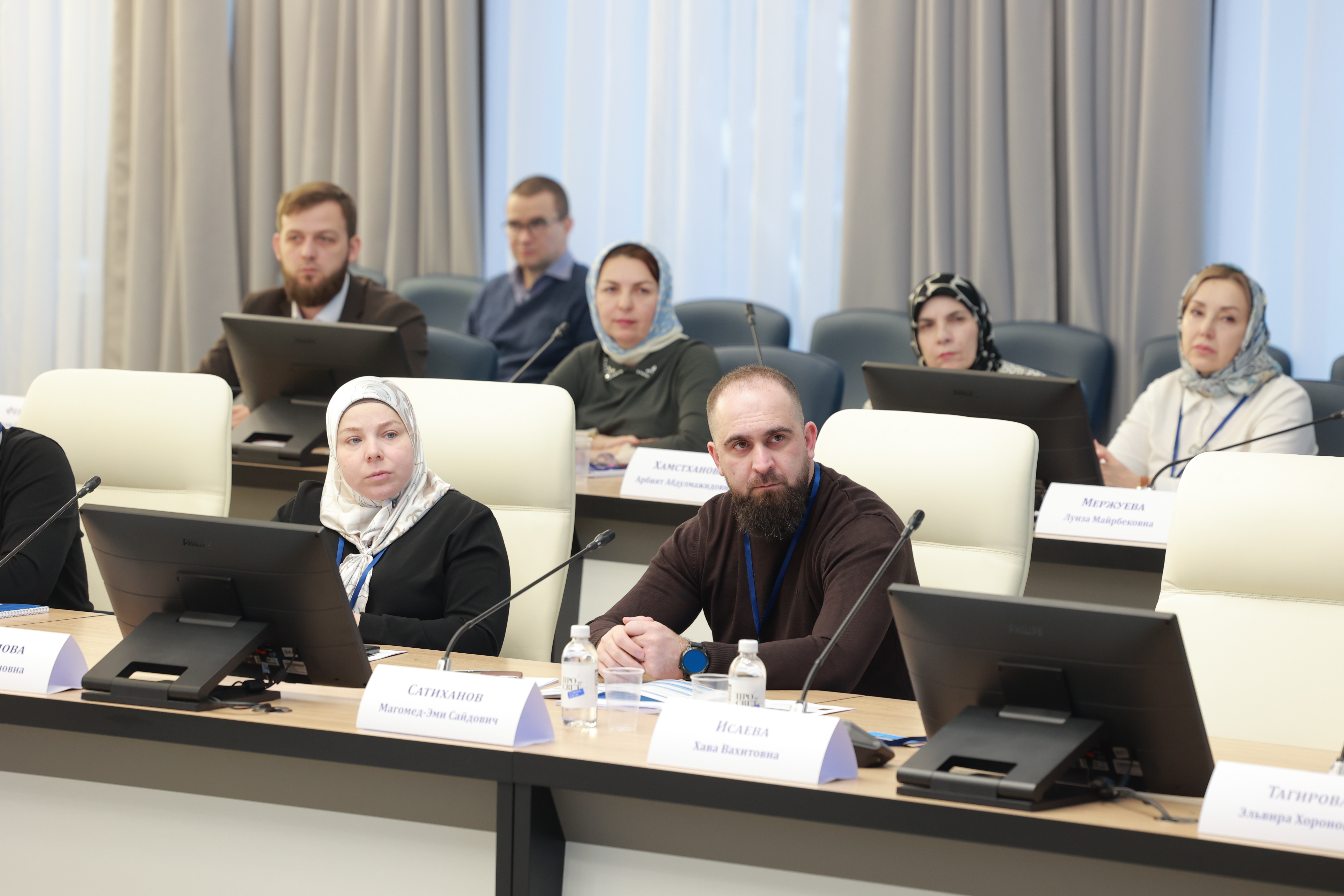 Управленческие команды Чеченской Республики повышают квалификацию в Просвете