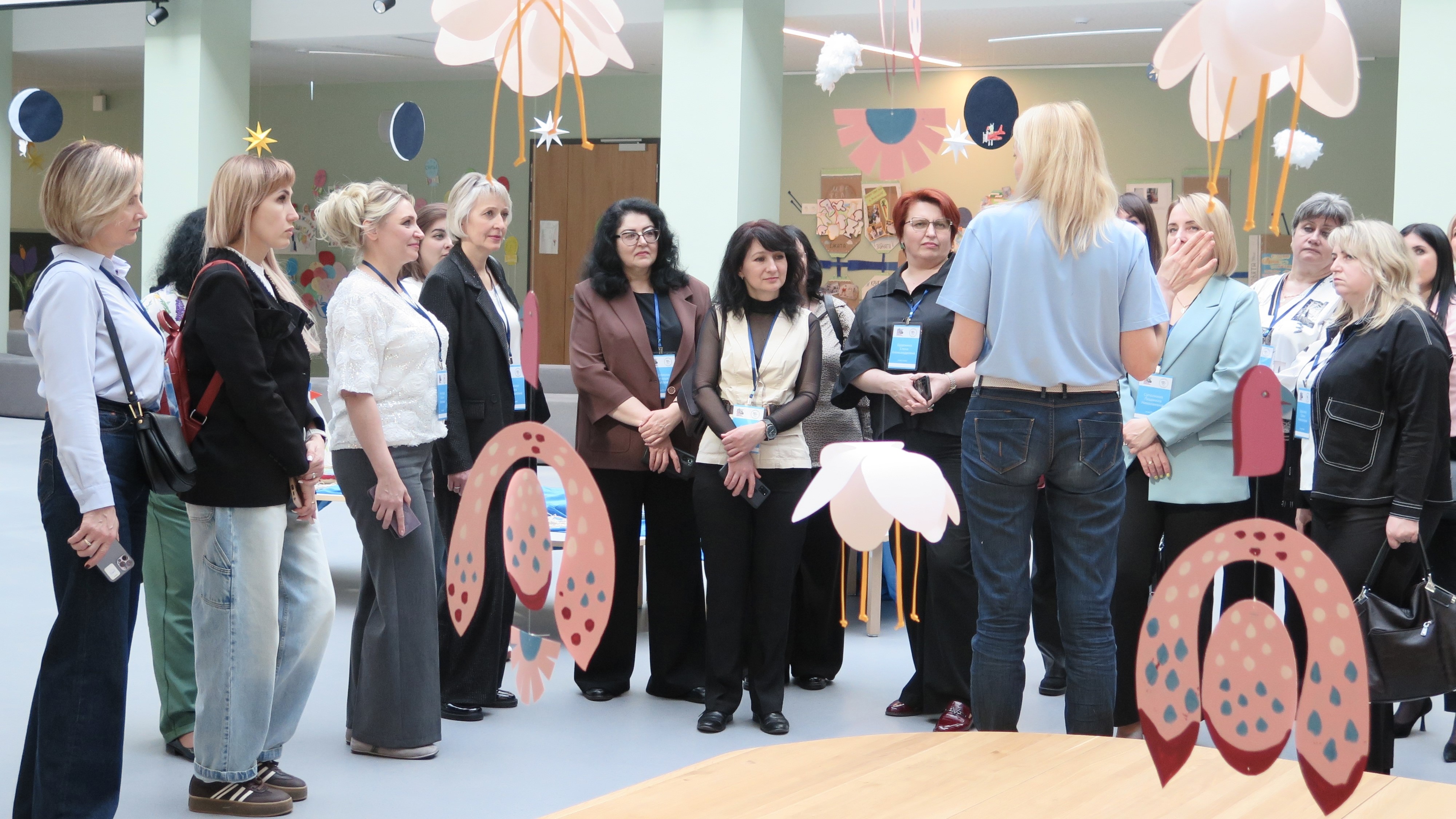 Управленцы дошкольного образования познакомились с практиками «Хорошевской школы» 