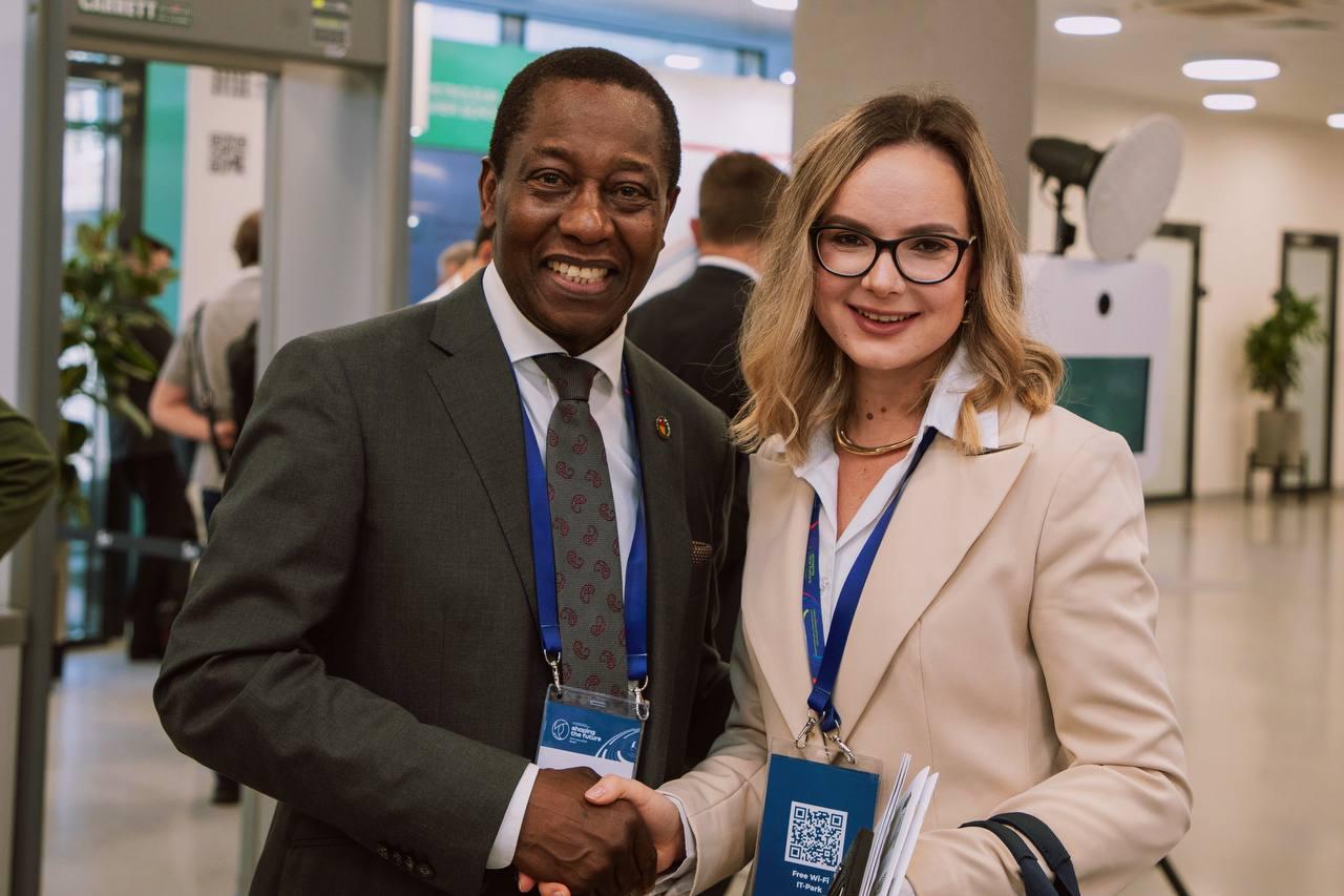 Команда Государственного университета просвещения во главе с ректором Ириной Александровной Кокоевой участвует во II Международном форуме министров образования «Формируя будущее» и встречах министров образования стран БРИКС в Казани