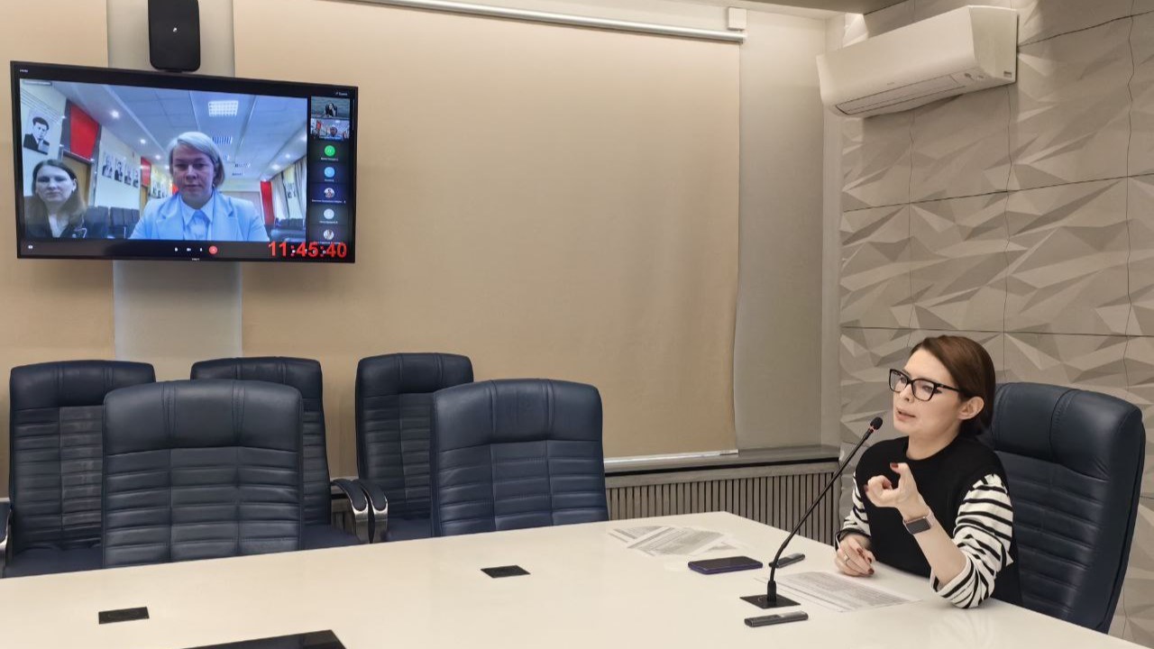 В Просвете представили опыт Псковской области по научно-методическому сопровождению педагогов