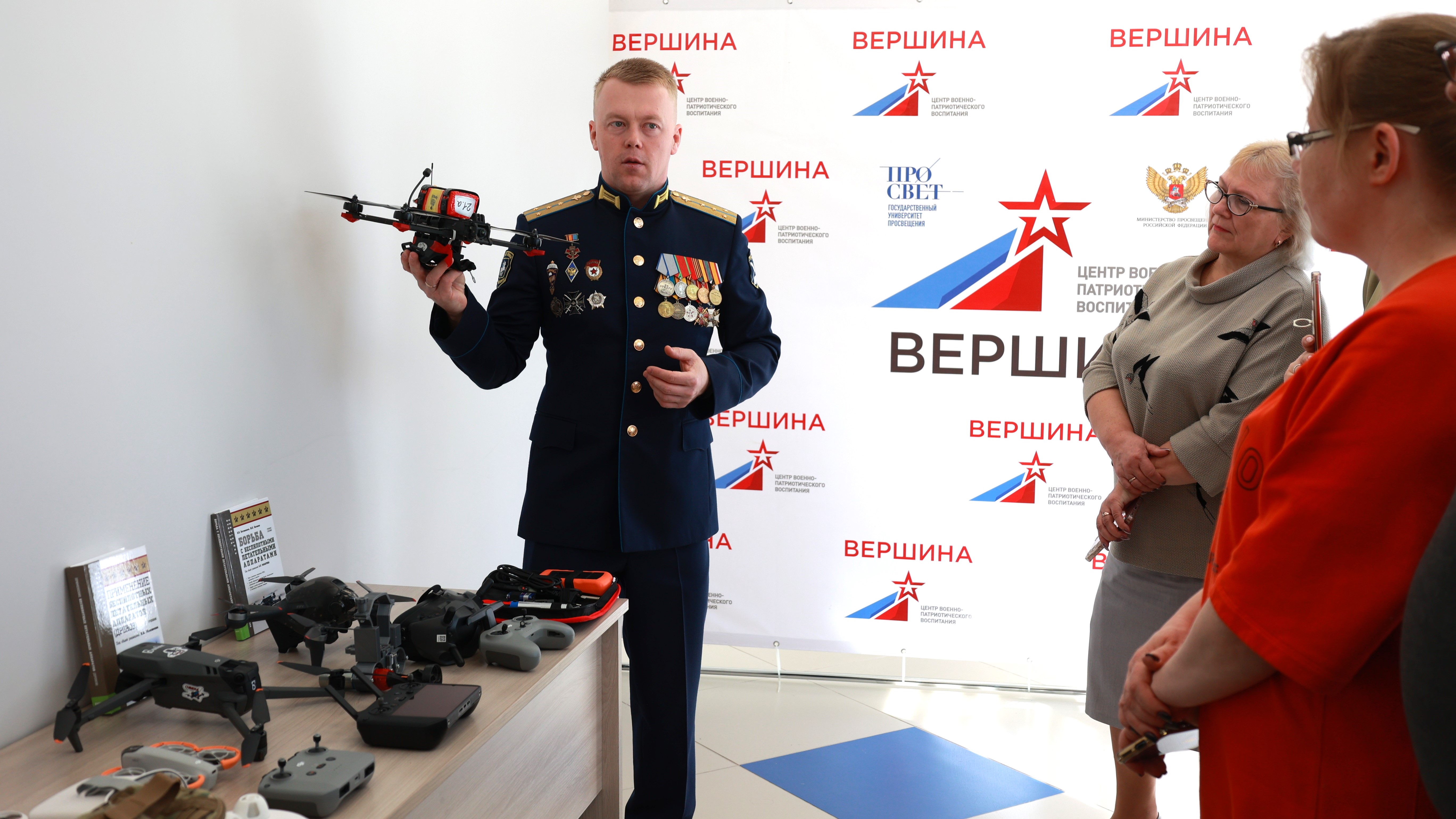 Выставка к 80-летию Великой Победы открылась в Просвете