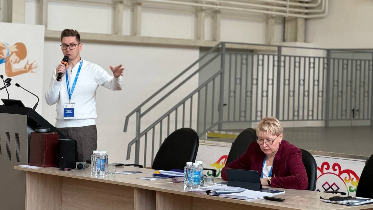 В Бурятии стартовало очное обучение по управлению воспитанием в школе