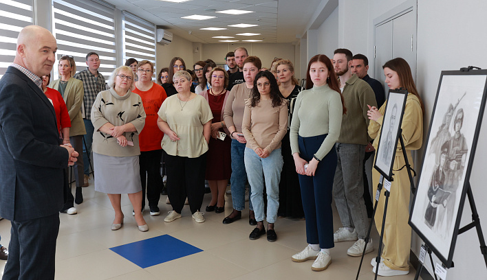 Выставка к 80-летию Великой Победы открылась в Просвете