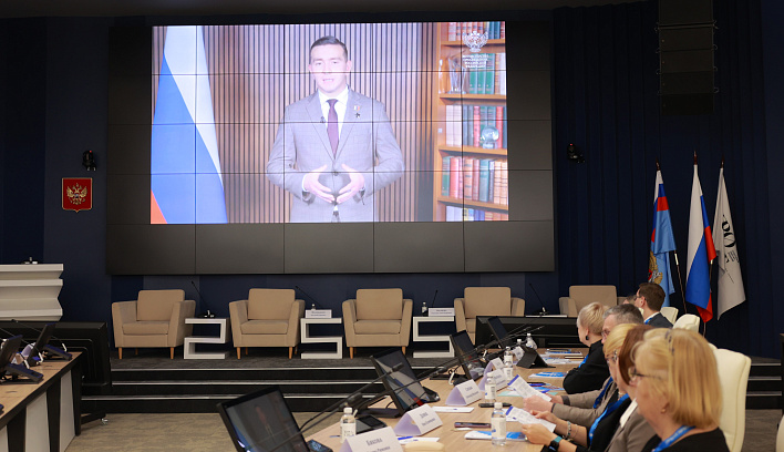 Стратегии современного менеджмента: директора из 11 регионов осваивают новые подходы в Москве