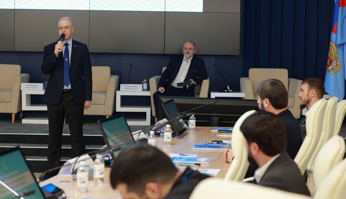 Муниципальные команды обучаются системному управлению в Государственном университете просвещения