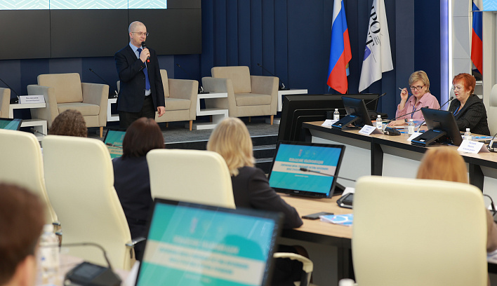 Команды школ четырех регионов России осваивают современные подходы к управлению в Просвете