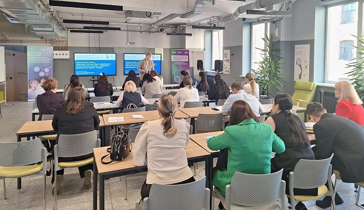 Государственный университет просвещения запустил в Петербурге трехдневный интенсив для заместителей директоров школ 